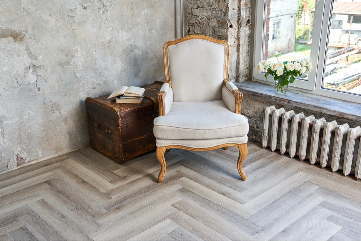 SPC ламинат Vinilam Parquet Herringbone Эрмитаж паркет IS11122