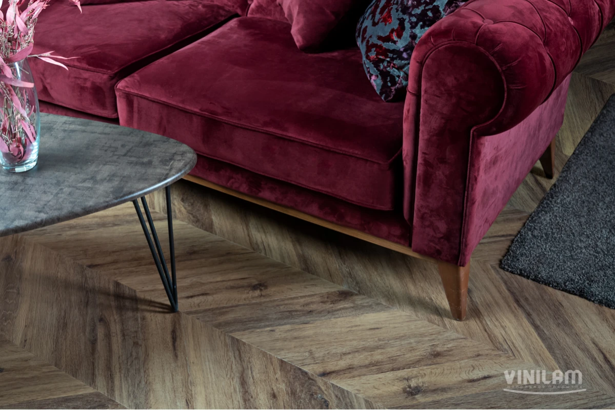 SPC ламинат Vinilam Parquet Chevron Лувр I107516