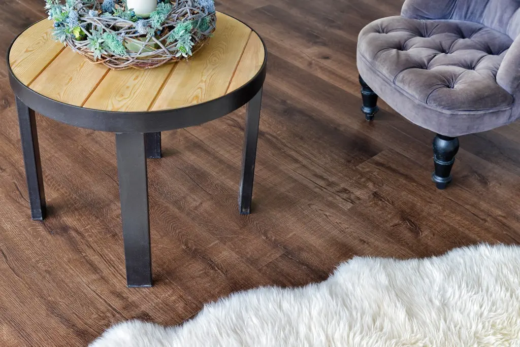 SPC ламинат Alpine Floor Натуральное дерево (Real Wood) Дуб Мокка ECO 2-2 MC